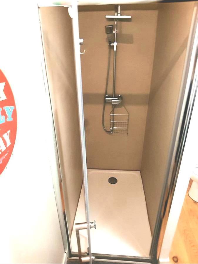 La Glaciere - Chambre Avec Salle De Bain - 2 Personnes Le Mans Kültér fotó